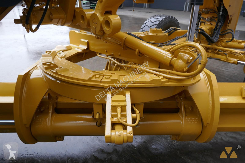 Грейдер Caterpillar 140M3