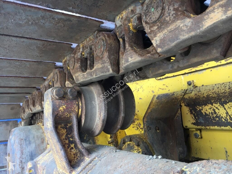 ممهدة طرق Komatsu D65WX-16