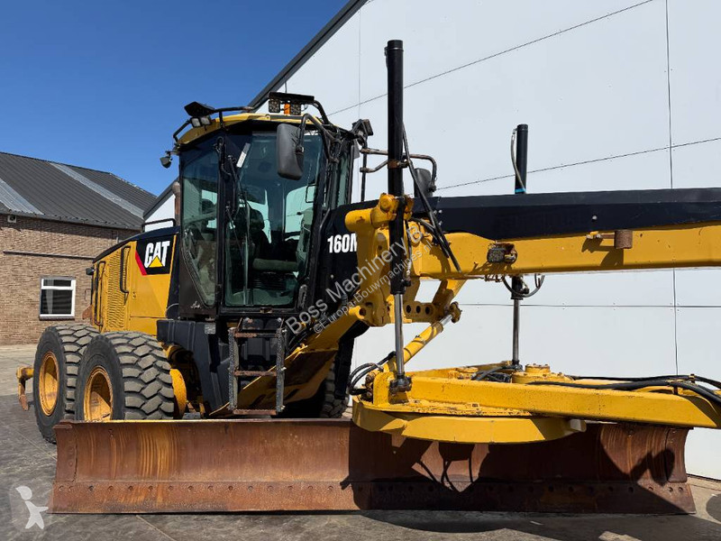 Grejder Caterpillar 160M AWD - 3 Tine Ripper /...