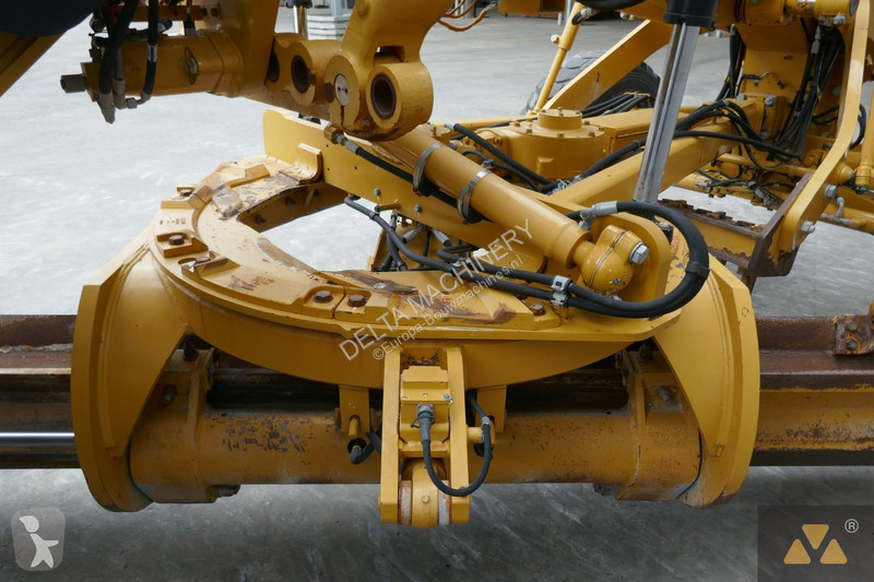 Grejder Caterpillar 12M3