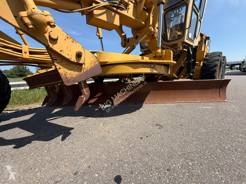 Grejder Caterpillar