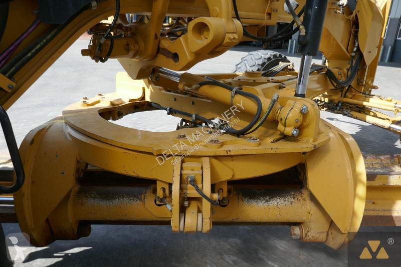 Niveladora Caterpillar