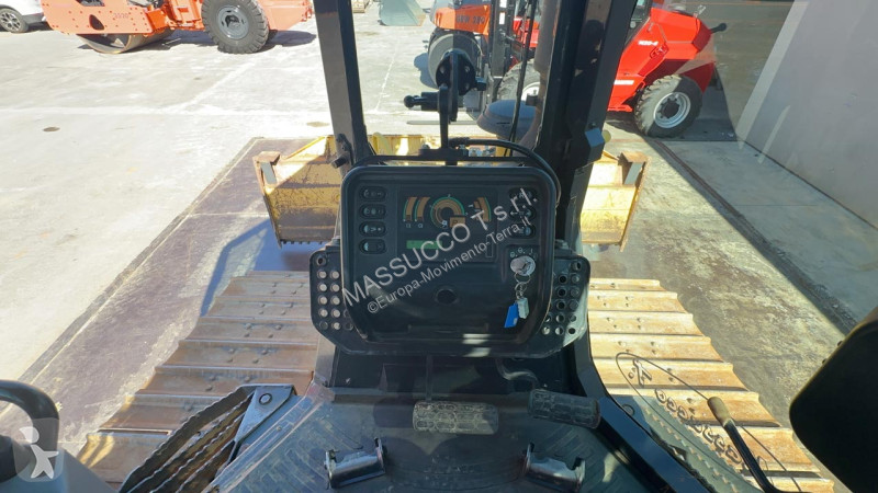 ممهدة طرق Komatsu D51PX-22
