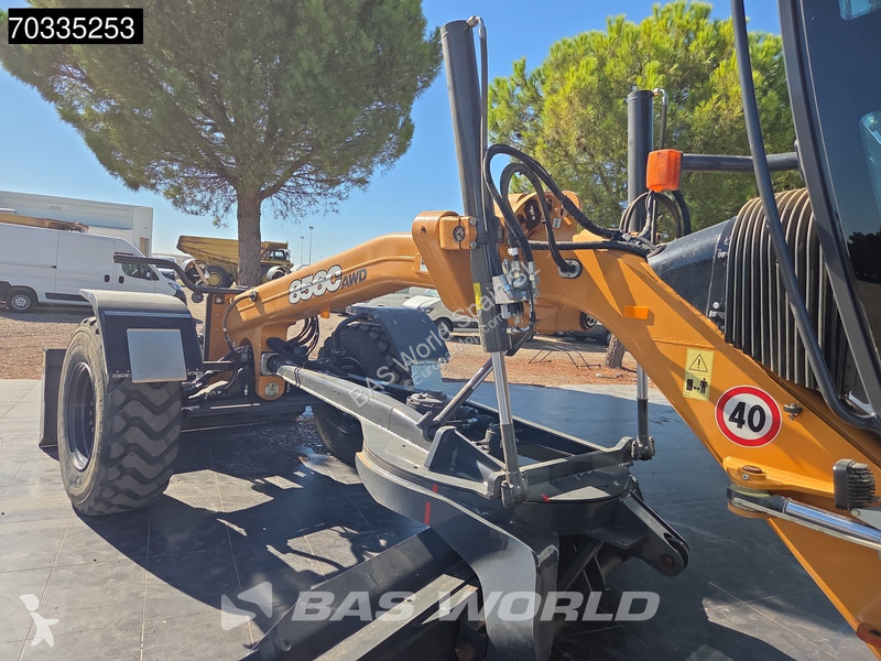 Vägskrapa Case 856 C AWD