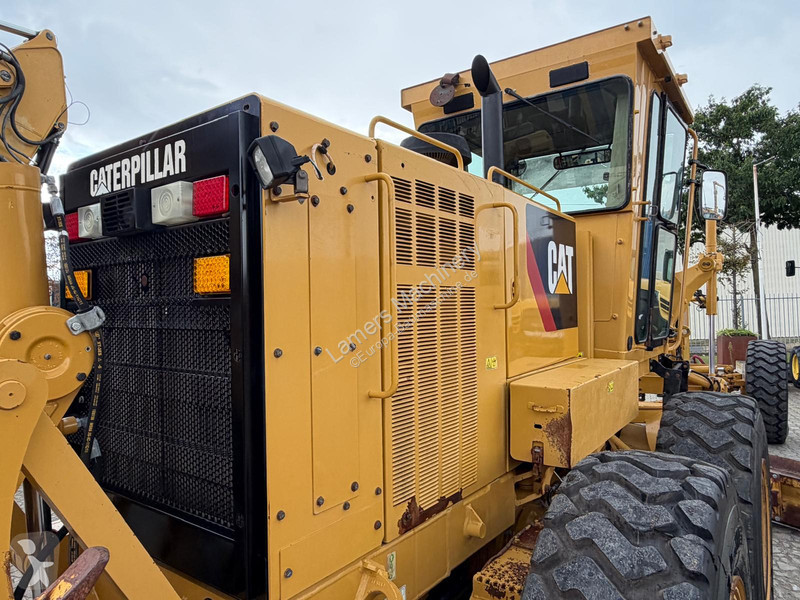 Niveladora Caterpillar 140K .