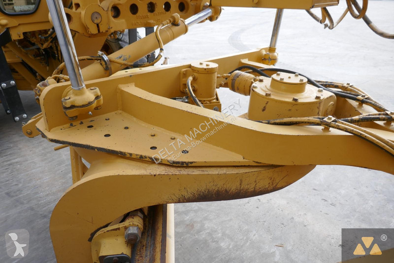 Niveladora Caterpillar