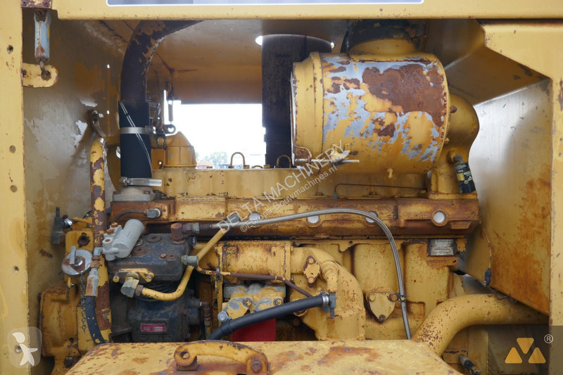 Grader Caterpillar