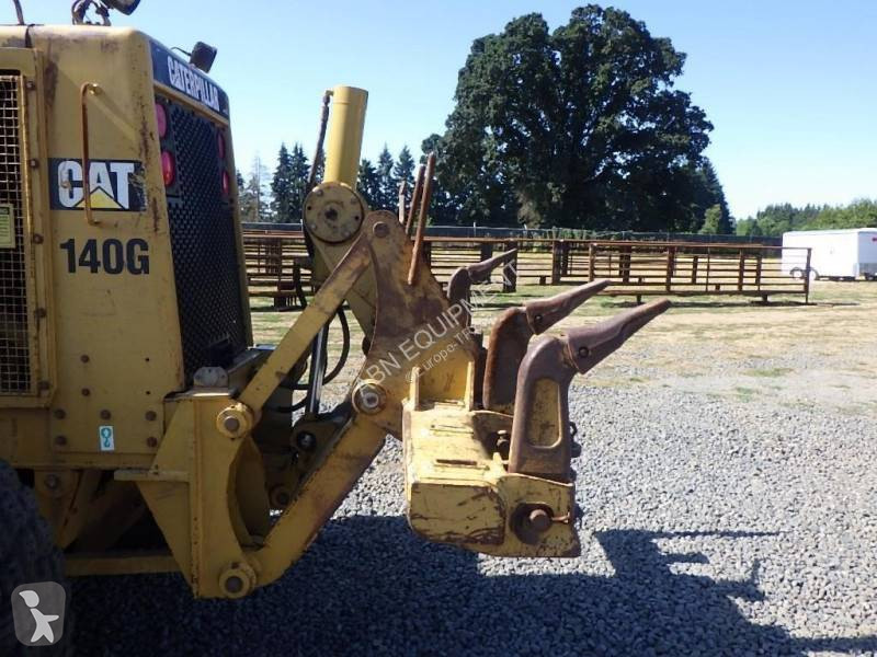 Grader Caterpillar