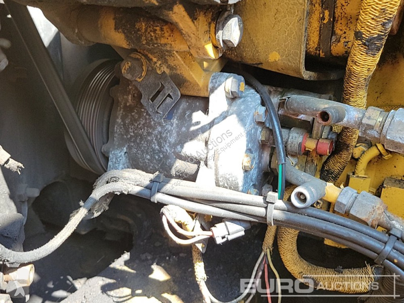 Grader Caterpillar