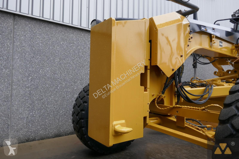 Грейдер Caterpillar 140M3
