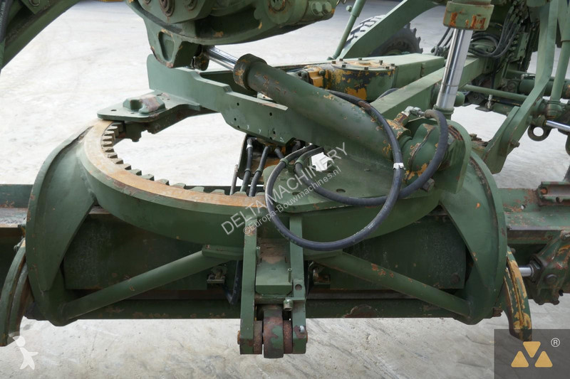 Niveladora Caterpillar Ex-army