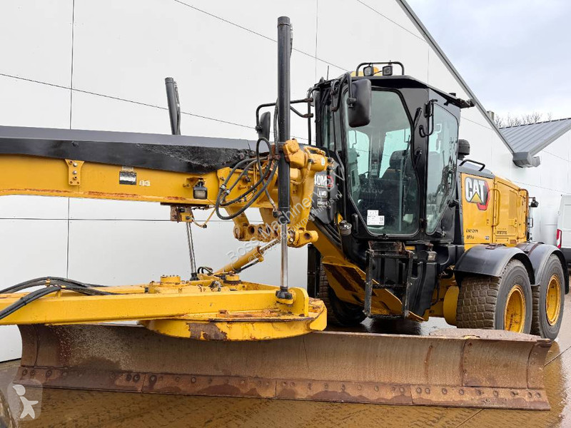 Grejder Caterpillar VHP 6x6 AWH - 4.88m Blade