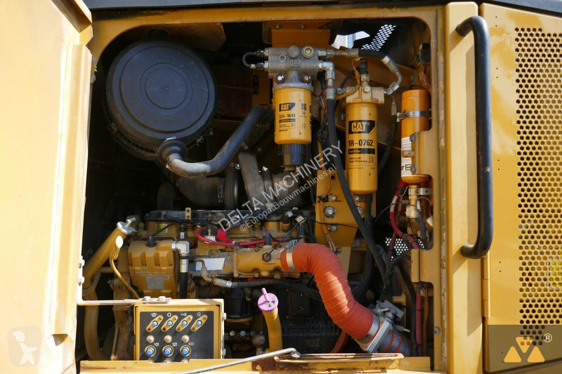 Grejder Caterpillar 140M