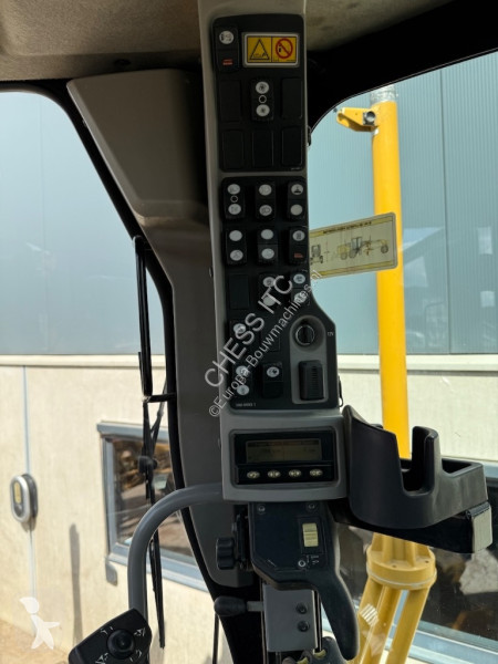 Grejder Caterpillar 140 M