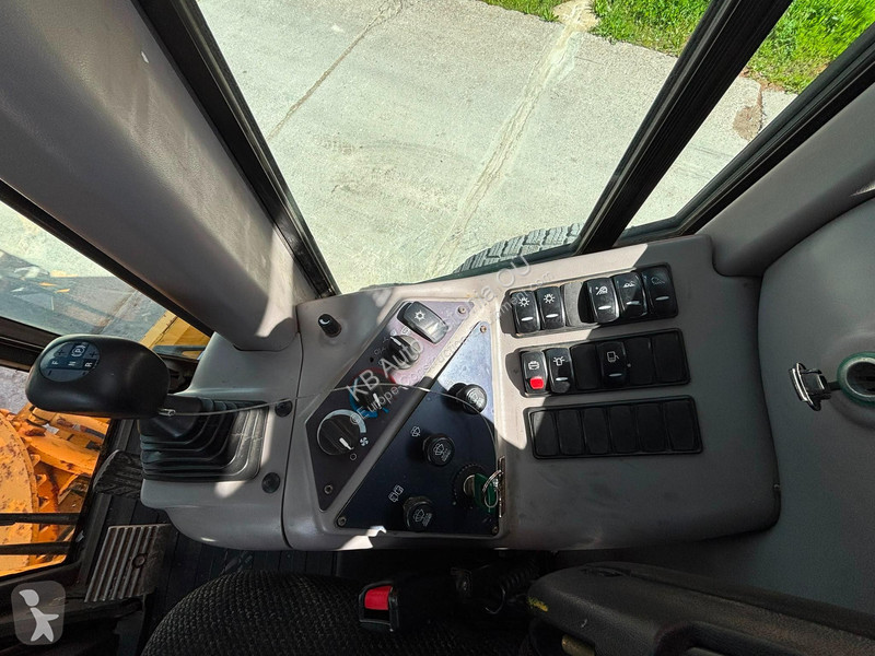 Niveladora Volvo AC / RIPPER / CE !