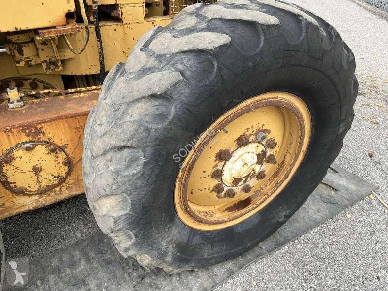 ممهدة طرق Caterpillar