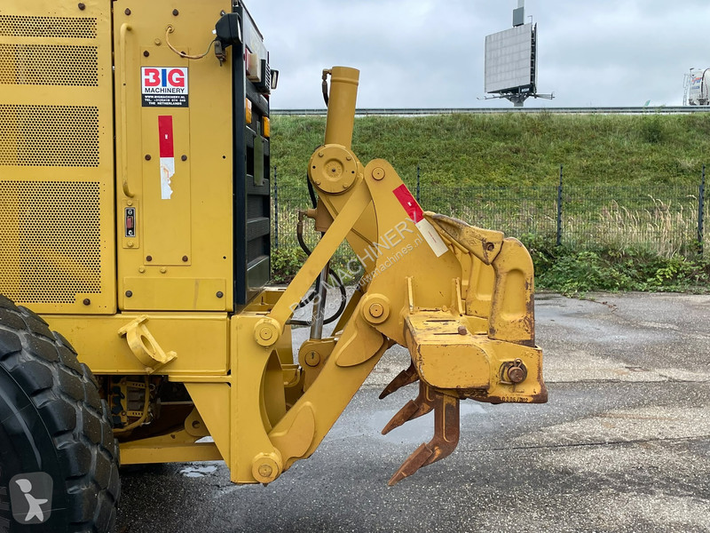 Niveladora Caterpillar 140K
