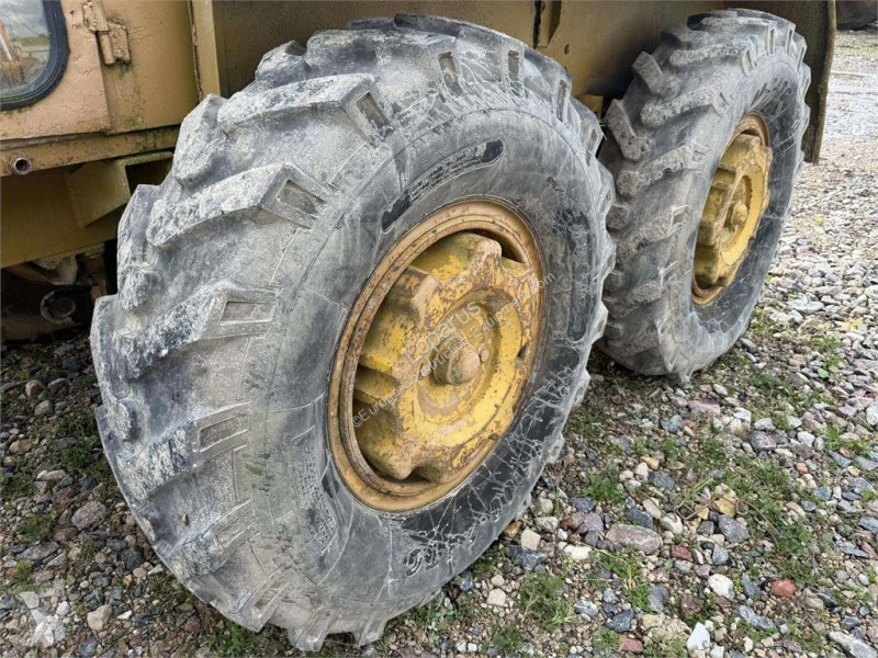 ممهدة طرق Volvo VHK-118