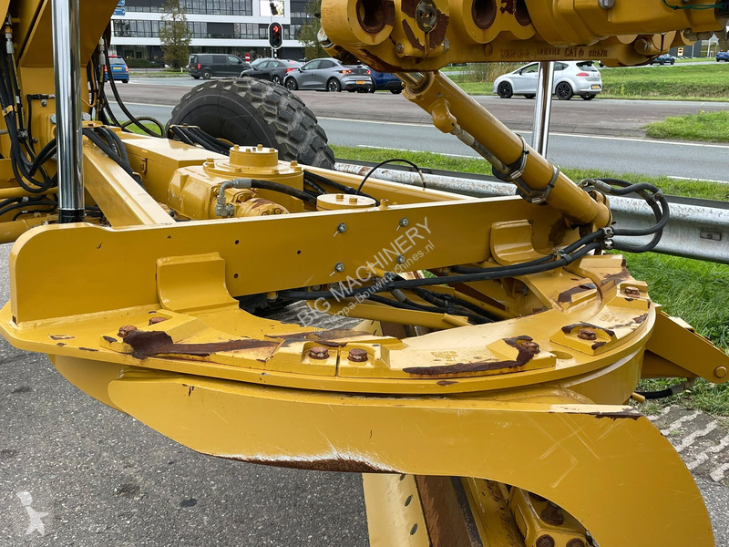Grader Caterpillar 140 15A