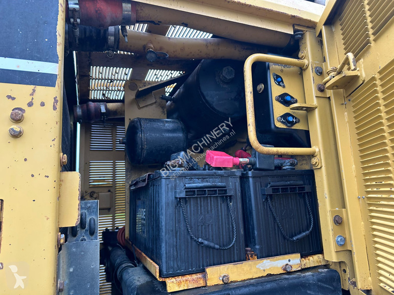 Grader Caterpillar