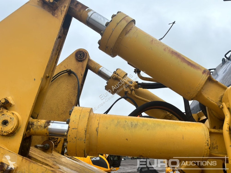 Grejdr Komatsu D475A-2
