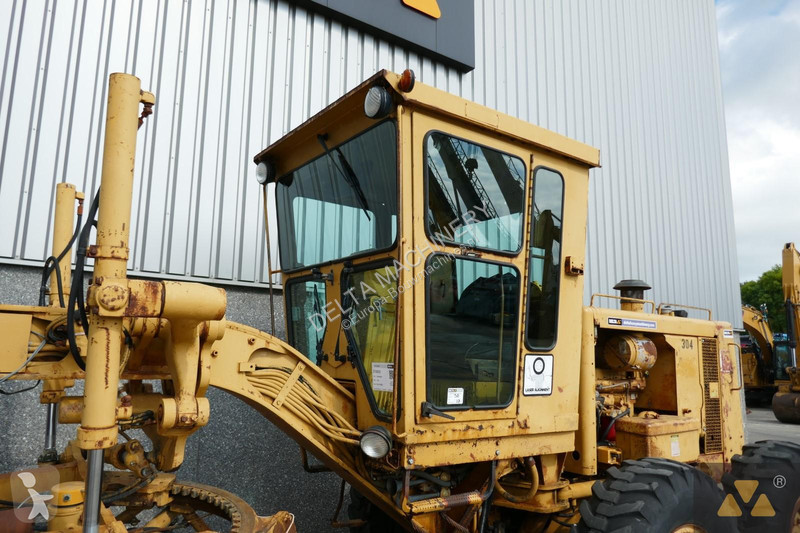 Grader Caterpillar