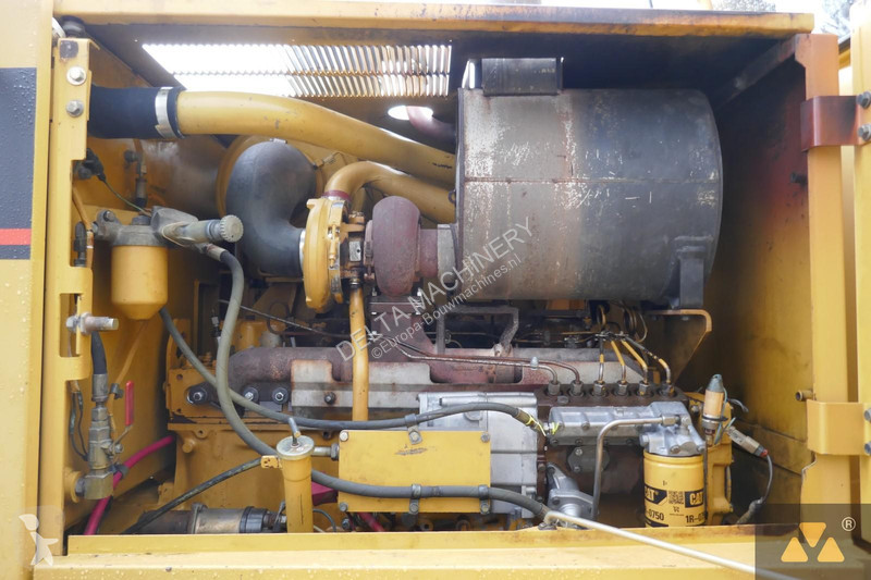 Niveladora Caterpillar Ex-army