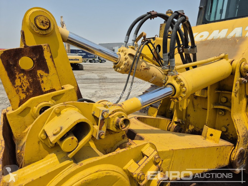 Niveladora Komatsu D155A-6