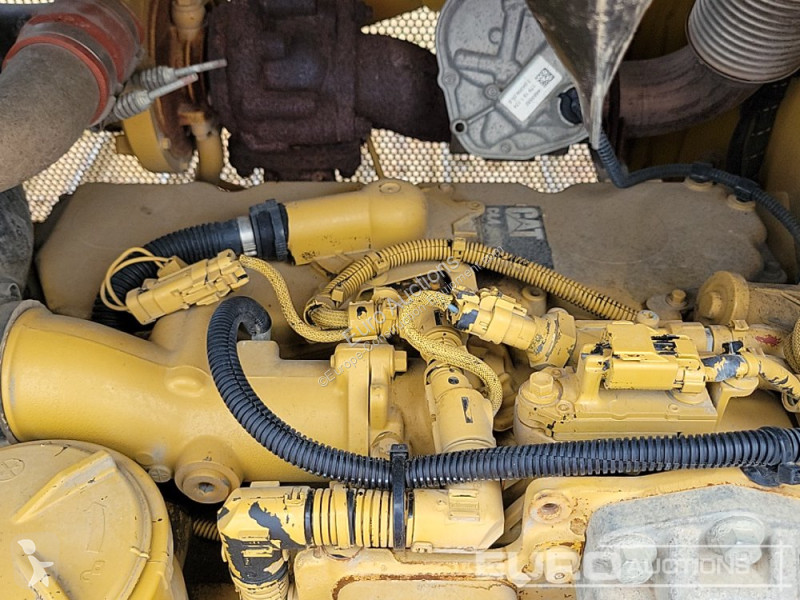 Grader Caterpillar LGP