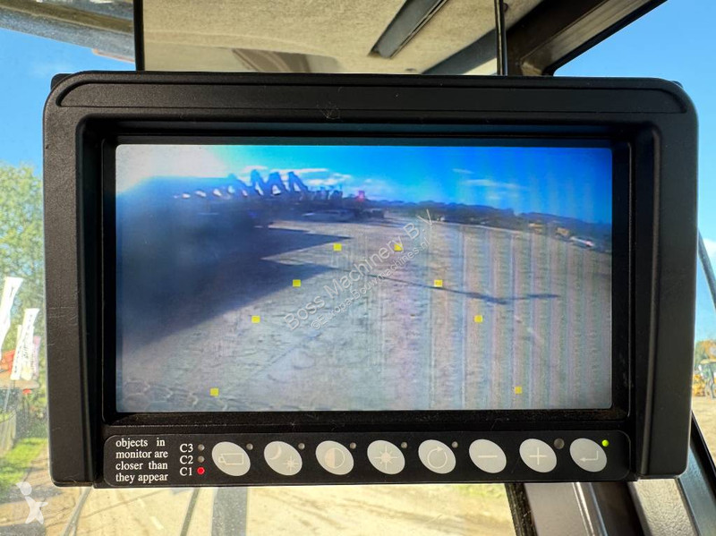 Grader Volvo B - 4.90 Meter Blade / Backup Camera