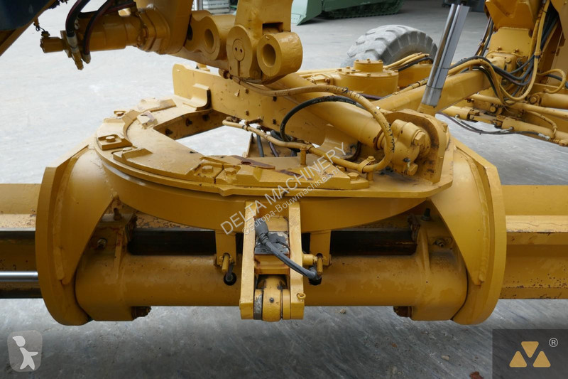 Grejder Caterpillar 140M