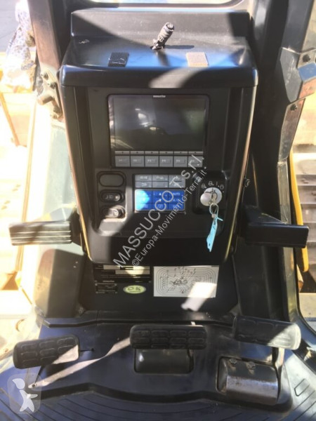 ممهدة طرق Komatsu D65WX-16