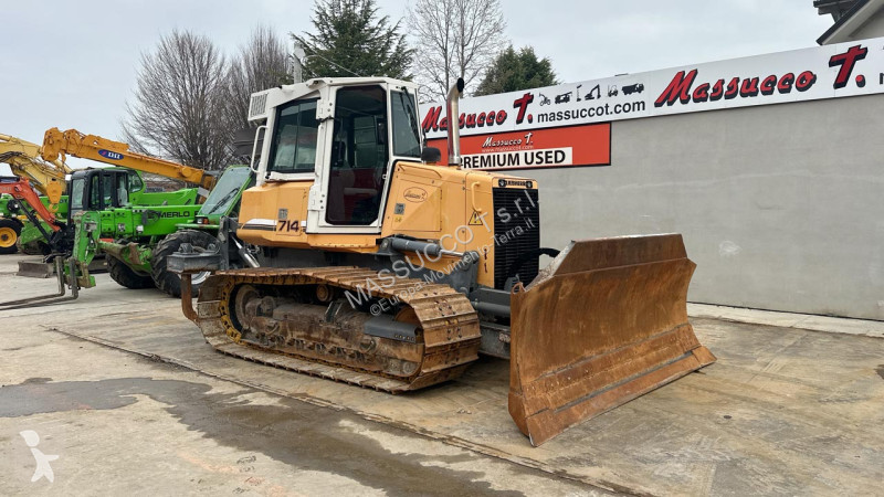 ممهدة طرق Liebherr PR 714