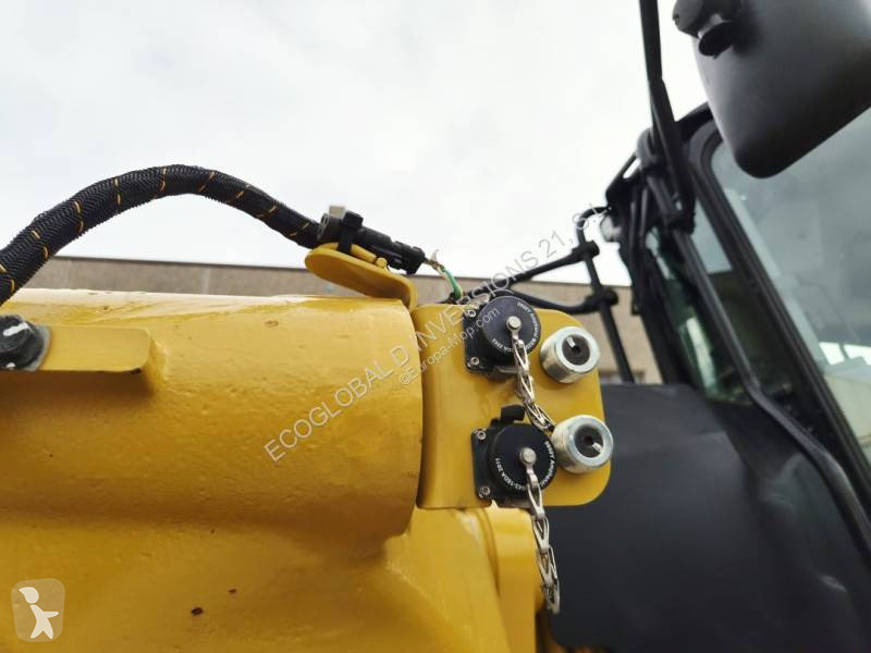 Grejder Caterpillar 140 AWD