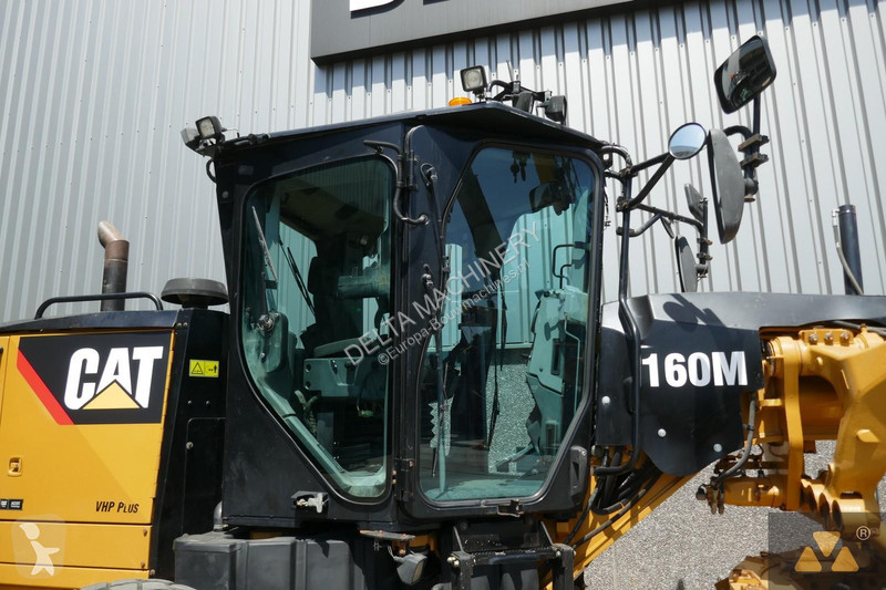 Grejder Caterpillar 160M
