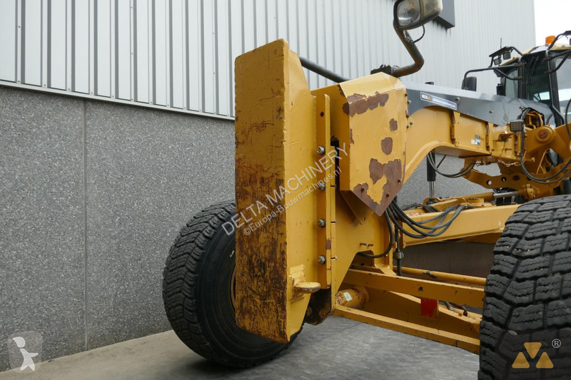 Grejder Caterpillar 14M