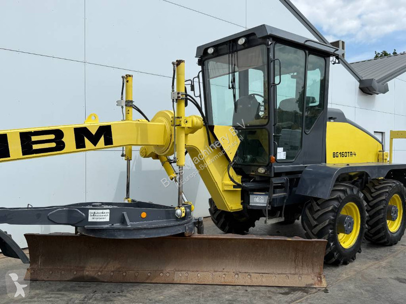 Niveleuse HBM BG160 TA-4 6x6 - Front Blade /...