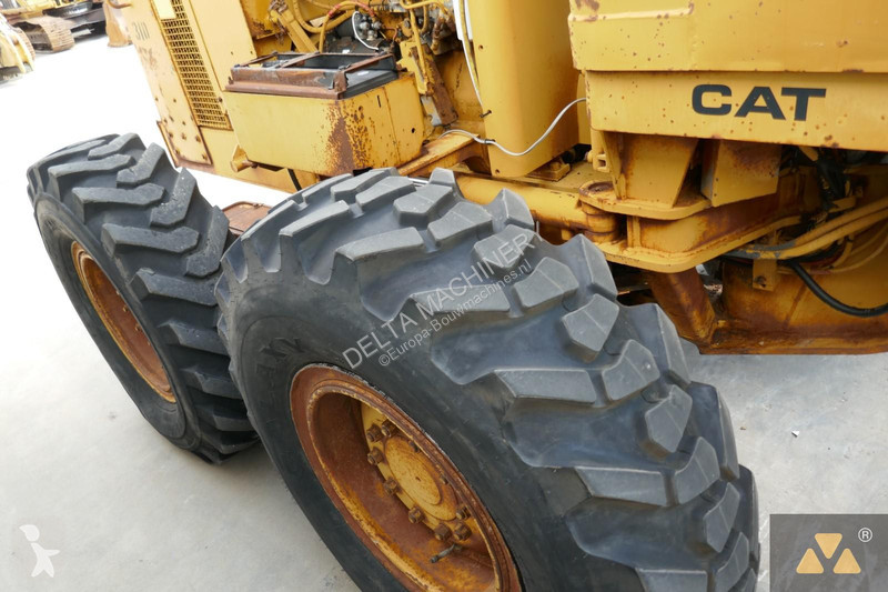 Grejdr Caterpillar