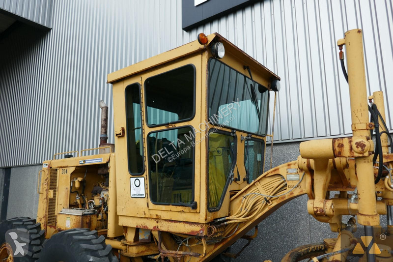 Grader Caterpillar