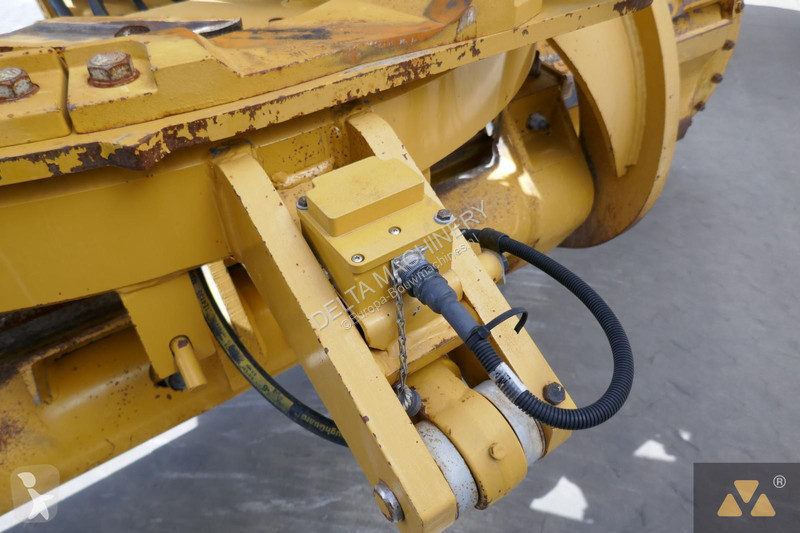 Grader Caterpillar 3