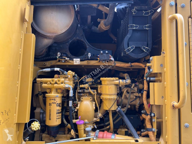 Grejder Caterpillar 140M2