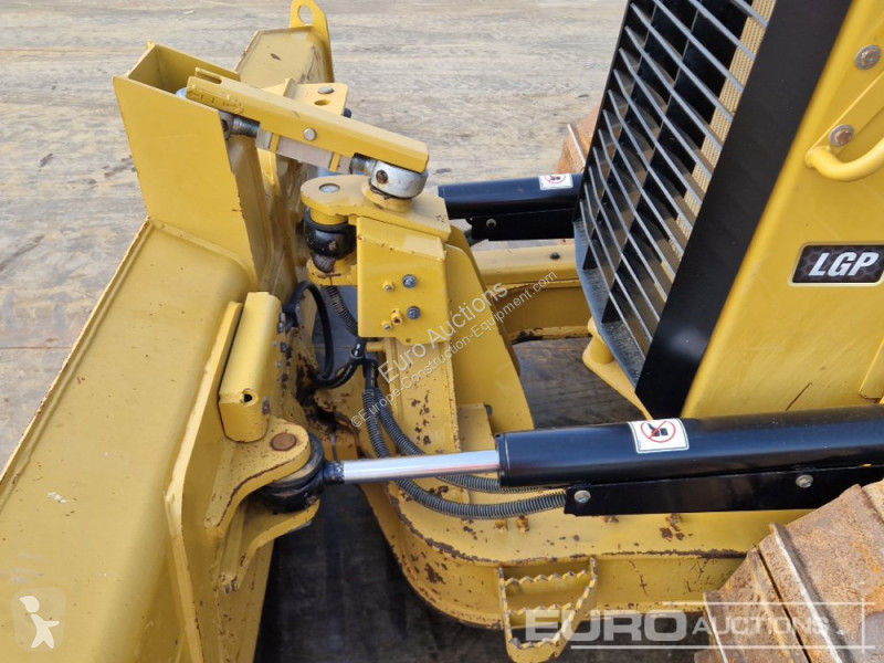 ممهدة طرق Caterpillar D1