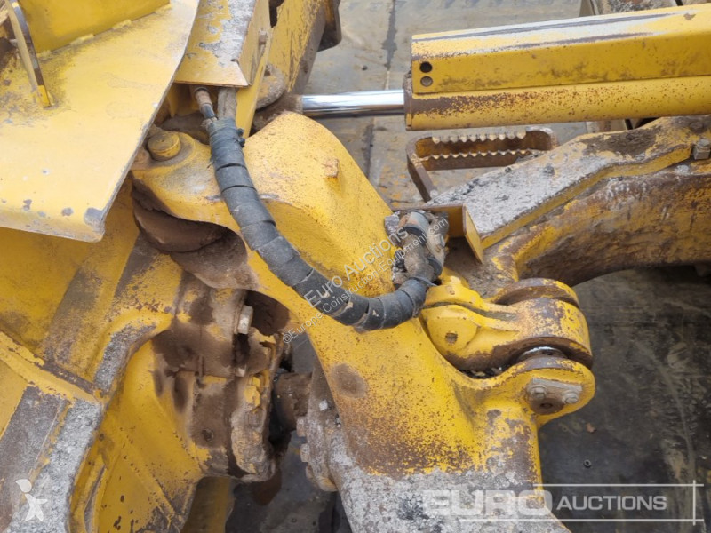 ممهدة طرق Komatsu D51PX