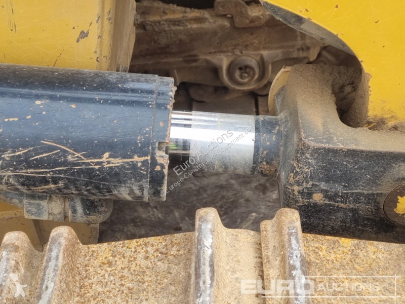 Grader Caterpillar