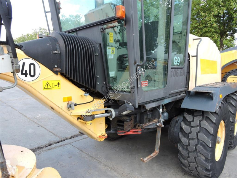Planeringshøvl New Holland F106.6A