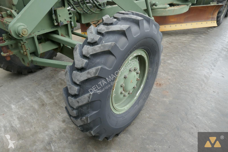 Niveladora Caterpillar Ex-army