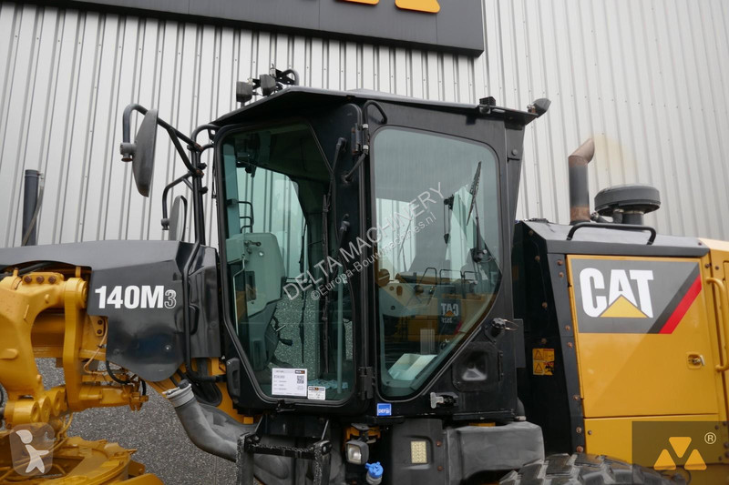 Грейдер Caterpillar 140M3