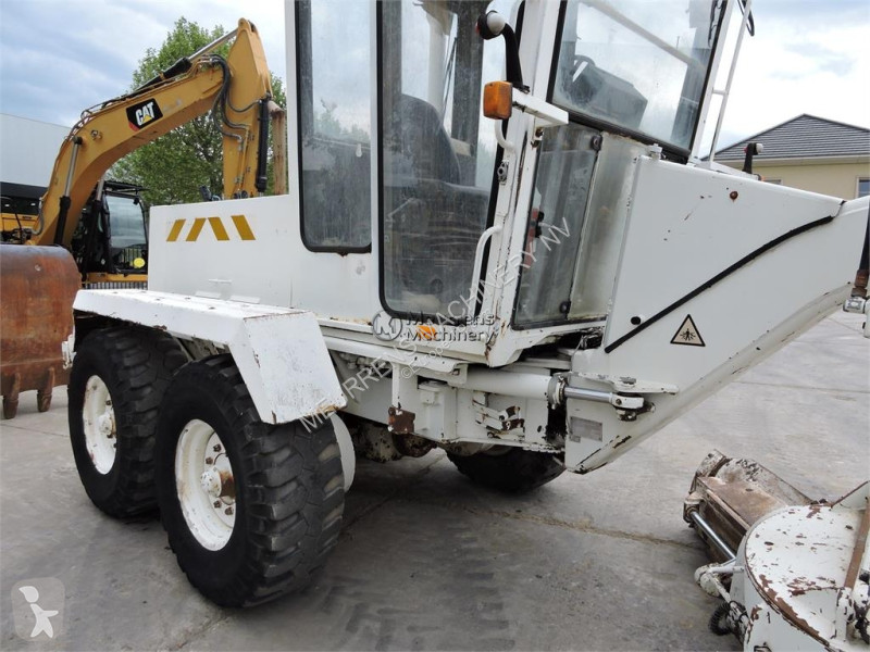 Grejder  F106A