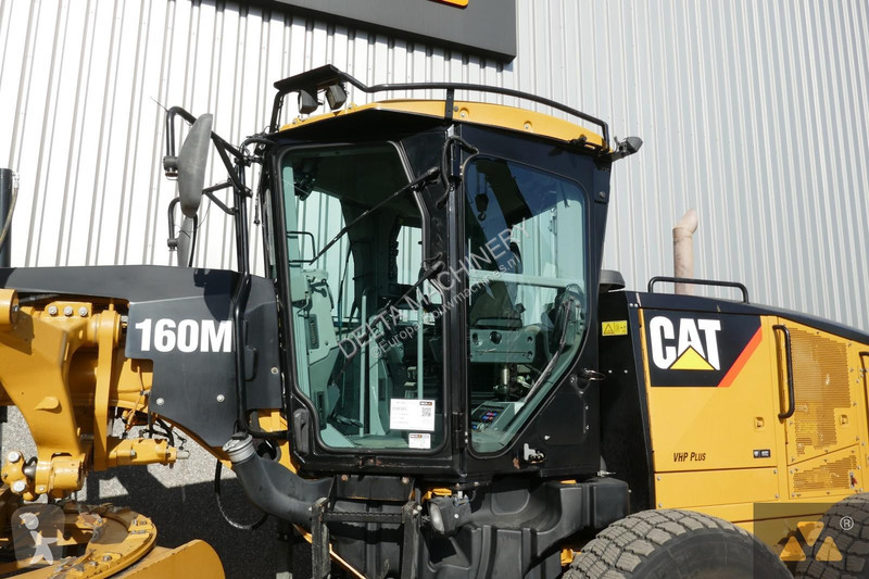 Grejder Caterpillar 160M