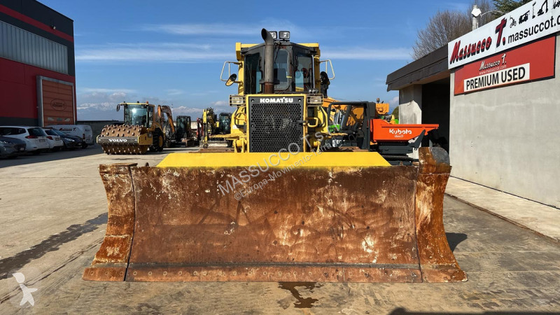 ممهدة طرق Komatsu D61PX
